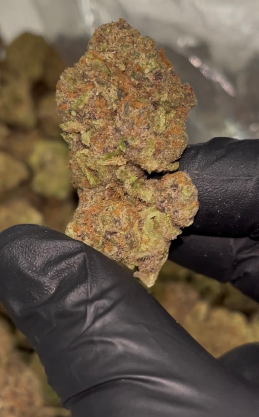 🍇🔥 Grapes Inferno 32.20% THCa Indoor Flower – Purple Urkle × Space Queen | 28G Ounce