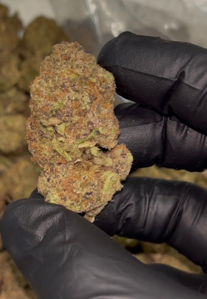🍇🔥 Grapes Inferno 32.20% THCa Indoor Flower – Purple Urkle × Space Queen | 28G Ounce